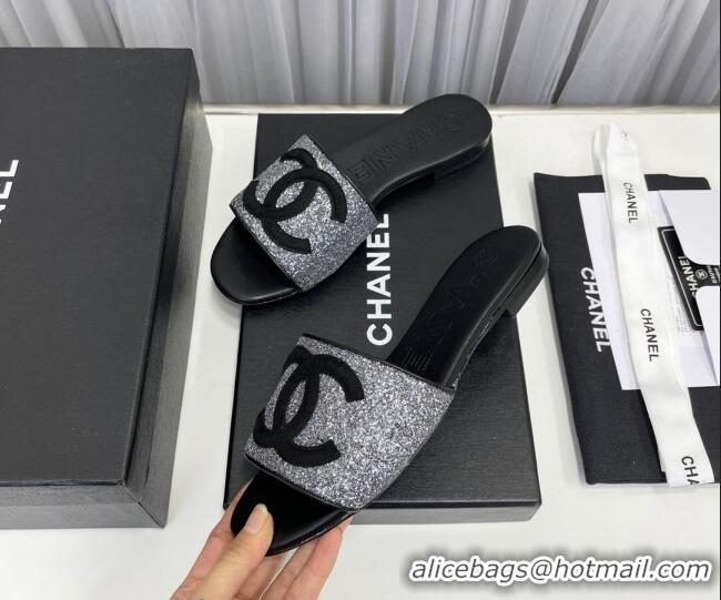 Best Product Chanel CC Glitter Flat Slide Sandals Silver/Black 022278