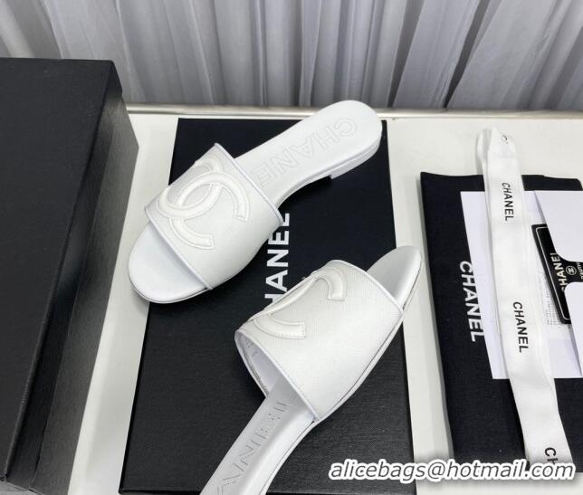 Low Cost Chanel CC Flat Slide Sandals White 022281