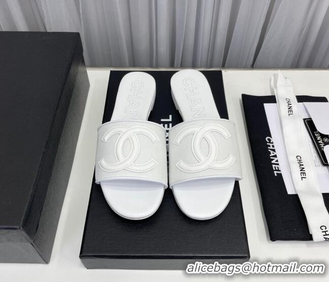 Low Cost Chanel CC Flat Slide Sandals White 022281