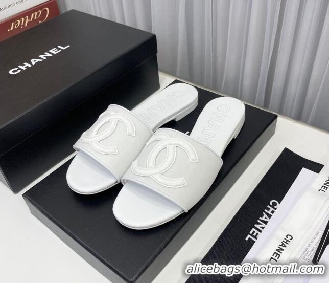 Low Cost Chanel CC Flat Slide Sandals White 022281