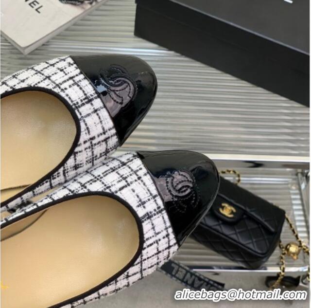 Purchase Chanel Tweed & Patent Leather Ballerinas White/Black 222897