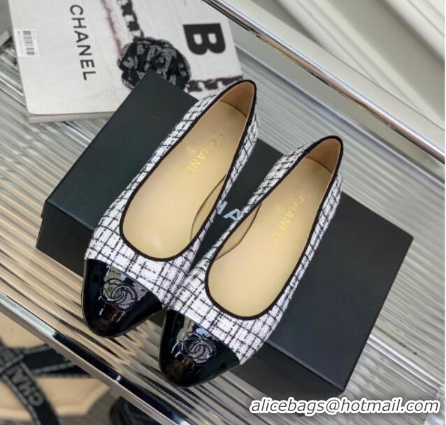 Purchase Chanel Tweed & Patent Leather Ballerinas White/Black 222897