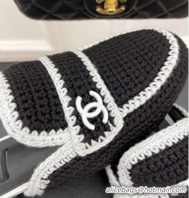 Sumptuous Chanel Crochet Flat Mules Black 1/White 228107