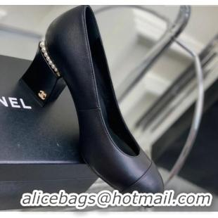 Good Looking Chanel Calfskin Pearls 4.5cm Heel Pumps Black 022724