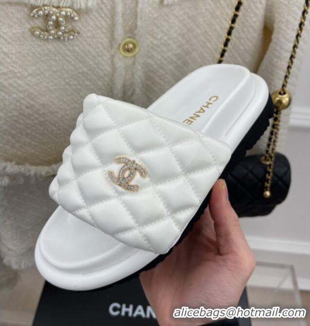 Stylish Chanel Nylon Flat Slide Sandals White 030246