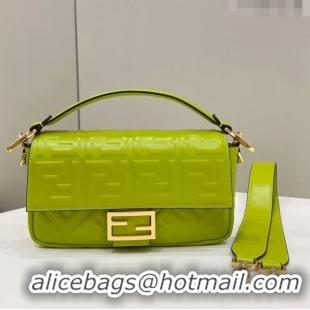 Top Quality Fendi Baguette Medium Nappa Leather Bag 0135AM Acid Green 2023