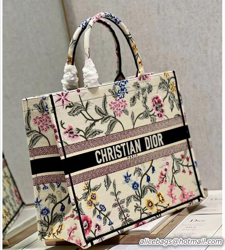 Trendy Design MEDIUM DIOR BOOK TOTE White Multicolor Dior Petites Fleurs Embroider M1296ZEAU