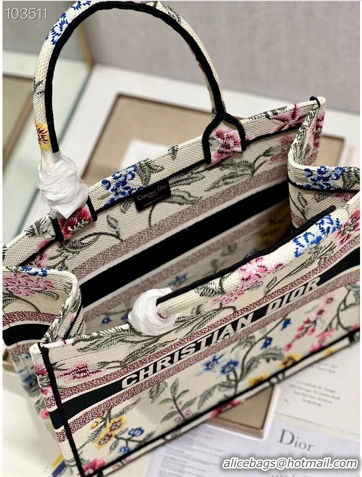 Trendy Design MEDIUM DIOR BOOK TOTE White Multicolor Dior Petites Fleurs Embroider M1296ZEAU