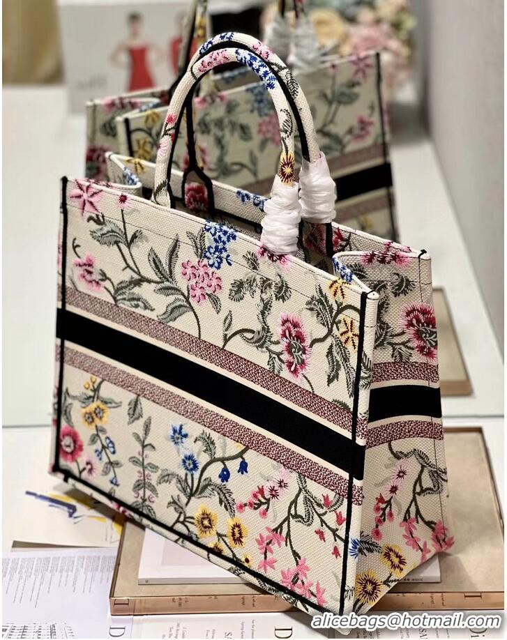 Promotional LARGE DIOR BOOK TOTE White Multicolor Dior Petites Fleurs Embroider M1286ZEA