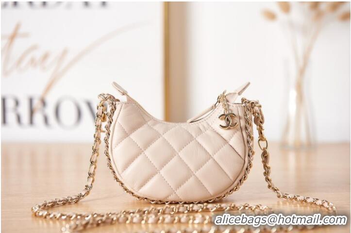 Promotional Chanel mini Lambskin & Gold-Tone Metal AS3232 cream