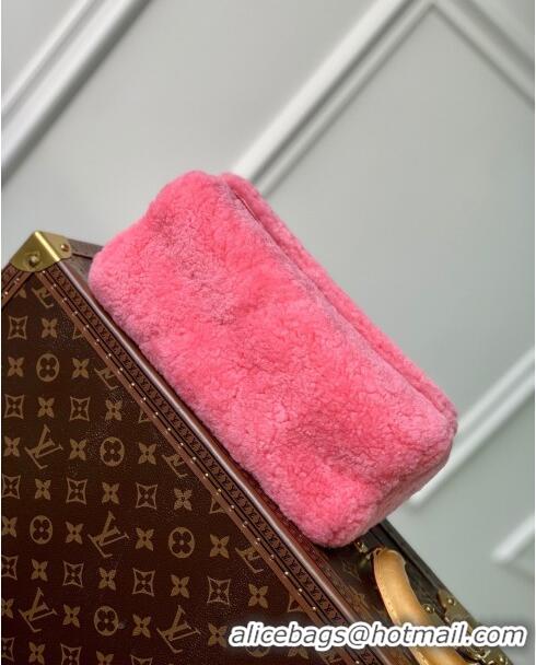 Grade Quality Louis Vuitton Twist MM Bag in Pink Shearling M21320 2023