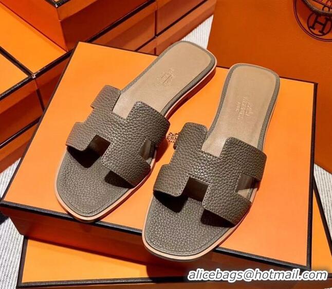 Best Grade Hermes Oran H Flat Slipper Sandals in Togo Grainy Calfskin Taupe 0308051