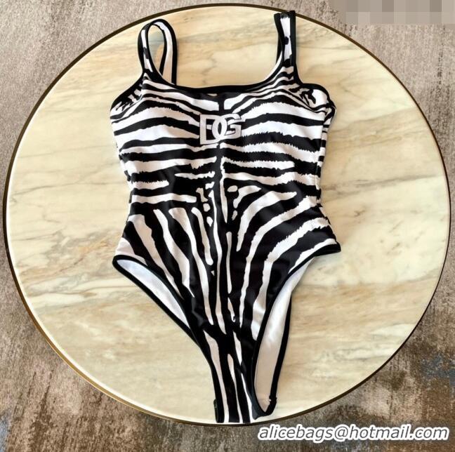 ​Inexpensive Dolce & Gabbana DG Swimwear 030774 Black/White 2023