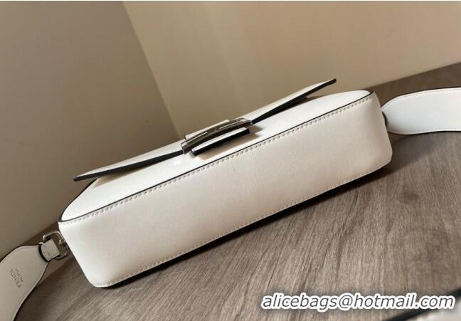 Inexpensive Tiffany & Co. x Fendi Baguette Medium Bag in FD1629 White Smooth Leather 2023