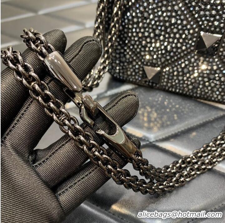 Buy Discount VALENTINO GARAVANI small Roman Stud soft sheep leather chain shoulder bag 2288 Black