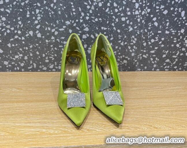 Sophisticated Valentino One Stud Silk High Heel Pumps 10cm with Crystal Green 112992