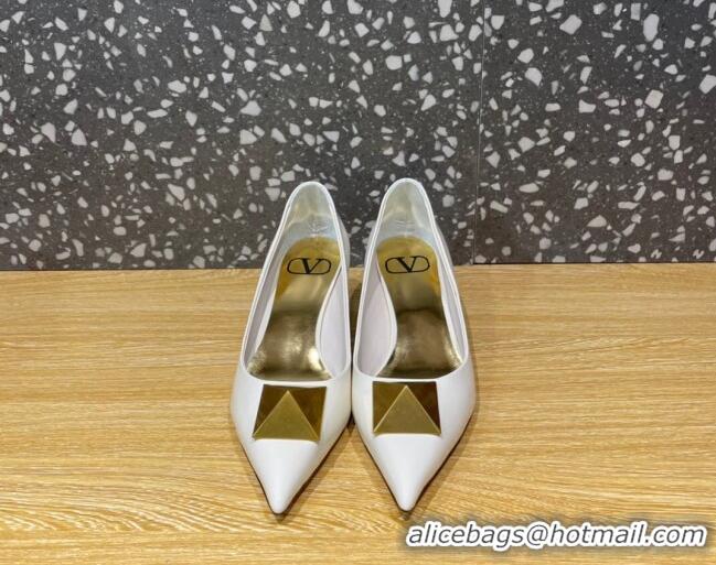 Luxury Valentino One Stud Patent Leather Medium Heel Pumps 5cm White 112996