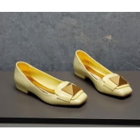 1:1 aaaaa Valentino One Stud Patent Leather Loafers Yellow 091224