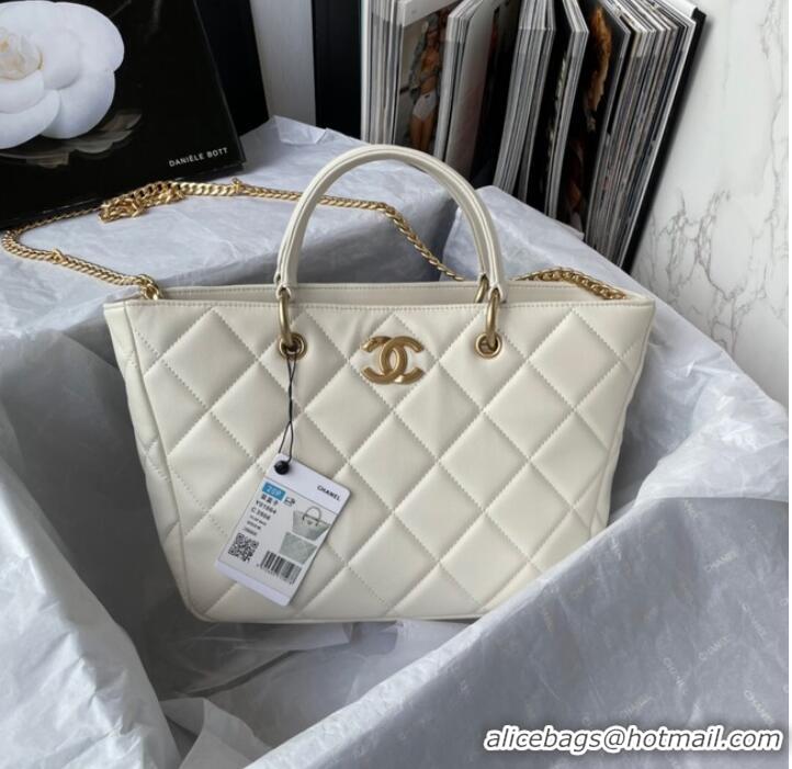 Unique Grade Chanel Lambskin & Gold-Tone Metal Shoulder Bag YO1864 white