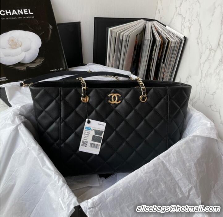 Pretty Style Chanel Grained Shiny Calfskin & Gold-Tone Metal Shoulder Bag YO1864 black