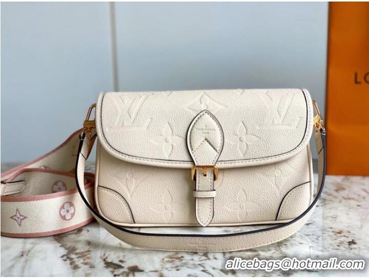 Buy Fashionable Louis Vuitton Diane M46386 Beige