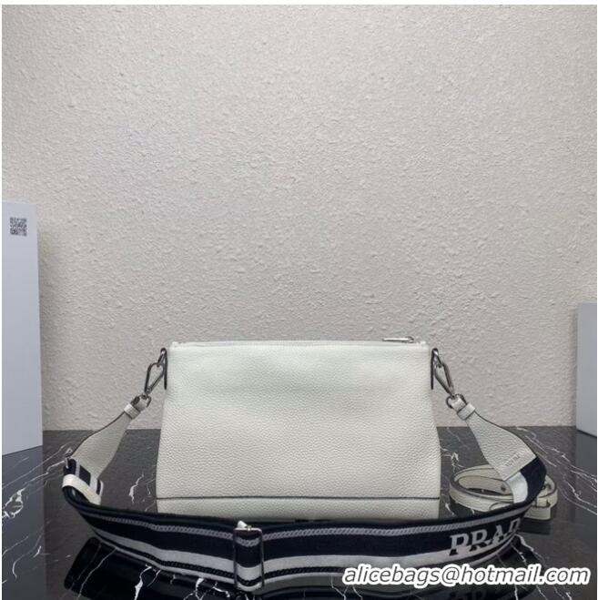 Famous Brand Prada Leather shoulder bag 1BH050 white