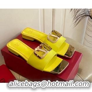 Cheap Price Valentino VLogo Leather and metal Slide Sandals Yellow 301105