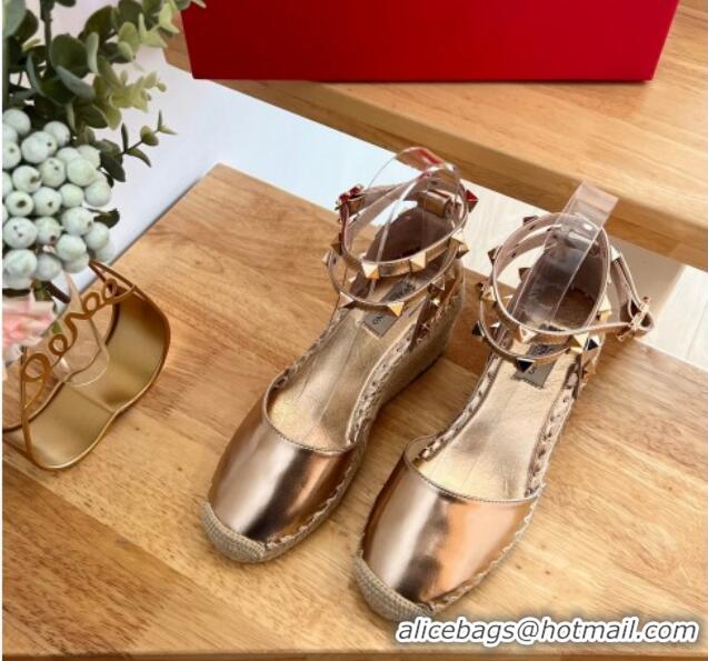 Stylish Valentino Metallic Leather Rockstud Wedge Pumps 9.5cm Gold 0322087