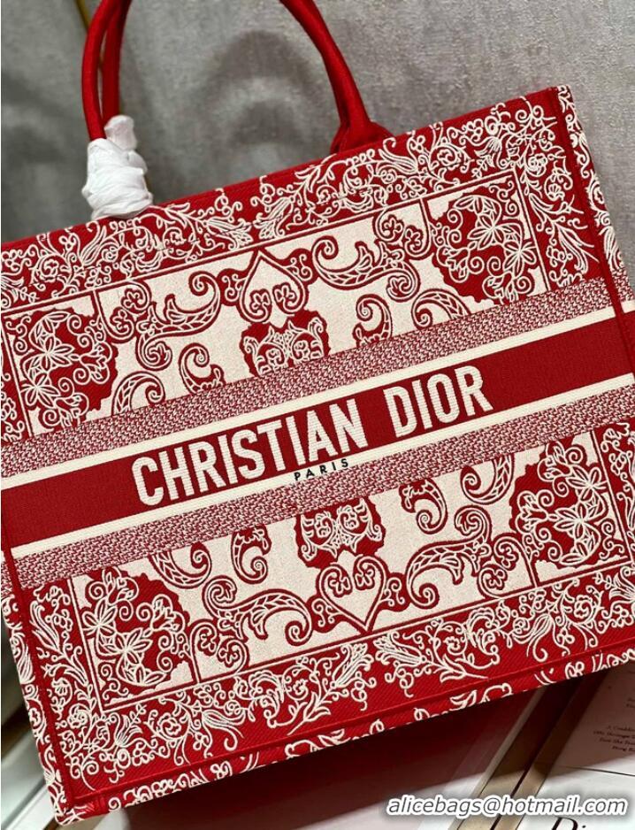 Good Taste LARGE DIOR BOOK TOTE Dior Brocart Embroidery M1286ZE