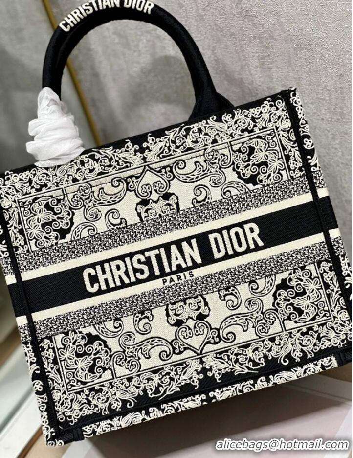 Super Quality SMALL DIOR BOOK TOTE Embroidered M1265ZC