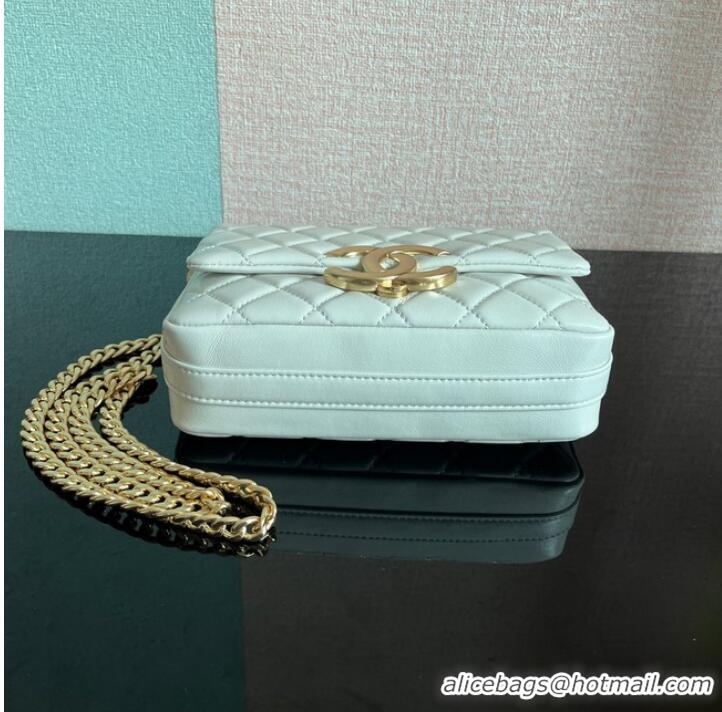 Reasonable Price Chanel SMALL FLAP BAG Lambskin & Gold-Tone Metal AS3855 white