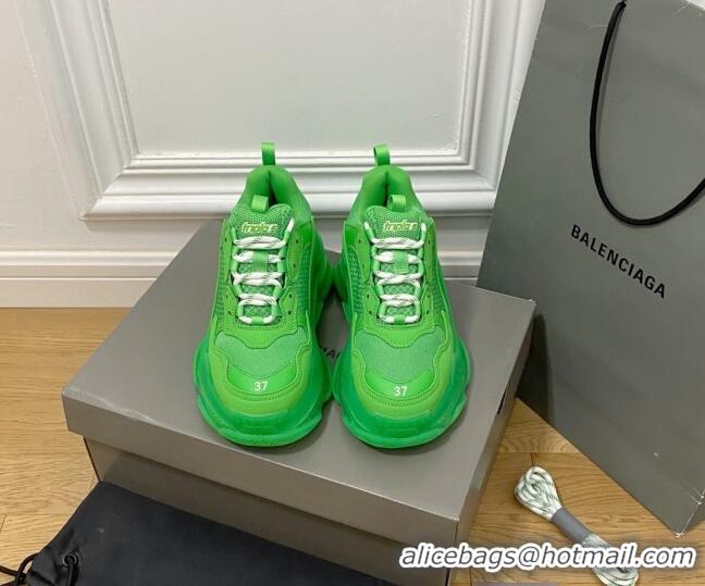 Unique Style Balenciaga Triple S Clear Sole Trainers Grass Green 2122230