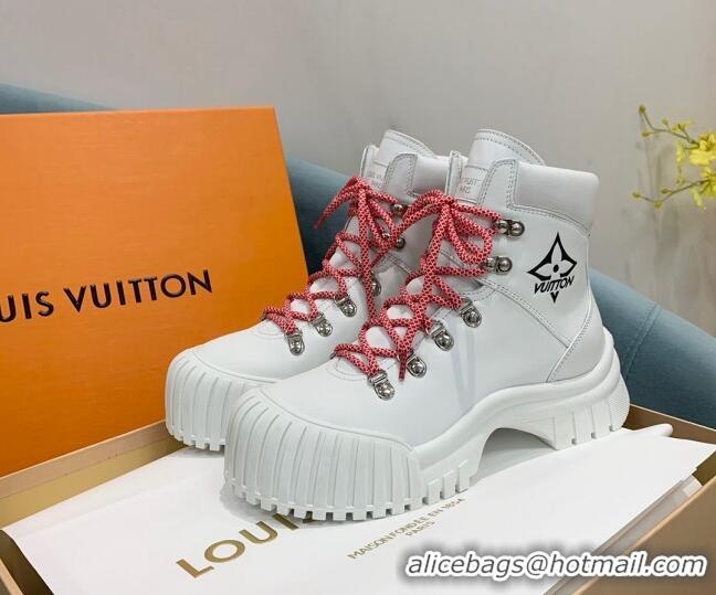 Sumptuous Louis Vuitton Ruby Flat Ranger Leather Lace-up Boots White 110225