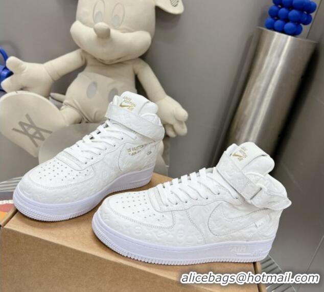 Luxury Louis Vuitton and Nike Air Jordan AJ1 High-top Sneakers in White Monogram Leather 113040