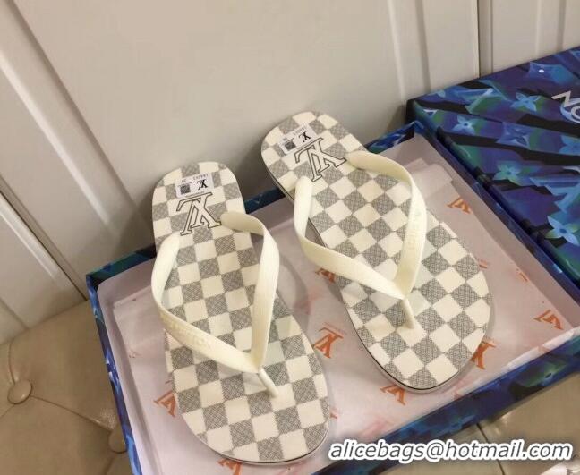 Best Grade Louis Vuitton Men's Flat Thong Sandals White/Grey 220143