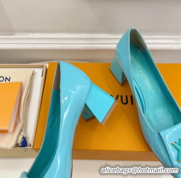 Shop Duplicate Louis Vuitton Shake Pumps 5.5cm in Patent Leather with LV Twist Light Blue 122721