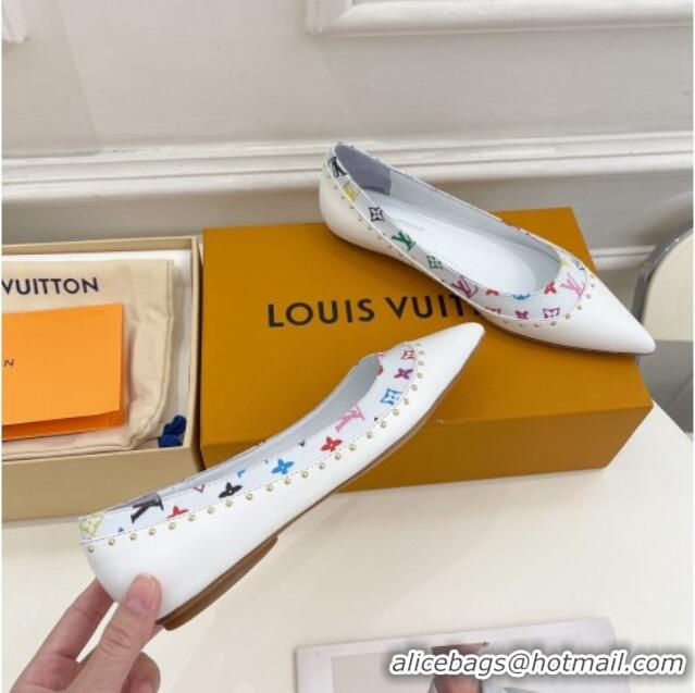 Best Product Louis Vuitton Signature Flat Ballerinas in Leather and Monogram Canvas with Studs White 122726