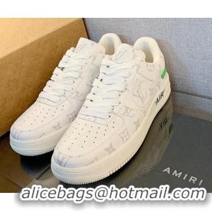 Pretty Style Louis Vuitton x Nike "Air Force 1" Low Sneakers in Monogram Canvas and Leather White 1229105