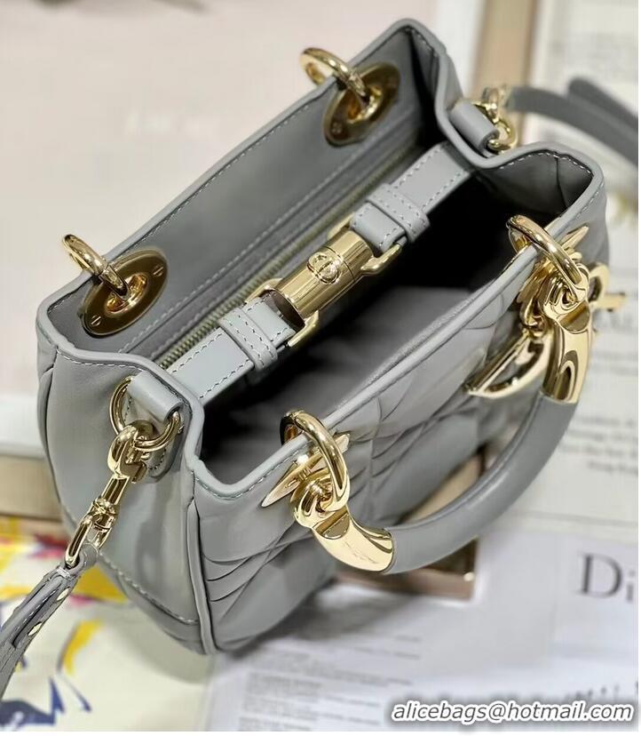 Top Design LADY DIOR TOP HANDLE SMALL BAG Cannage Lambskin C0620 gray