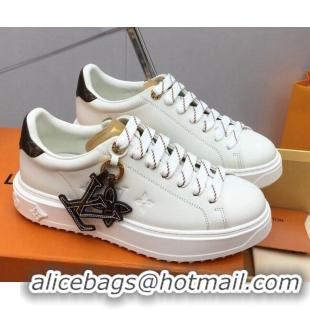 Sumptuous Louis Vuitton Time Out Sneaker in Calf Leather with LV Charm White/Gold 022876