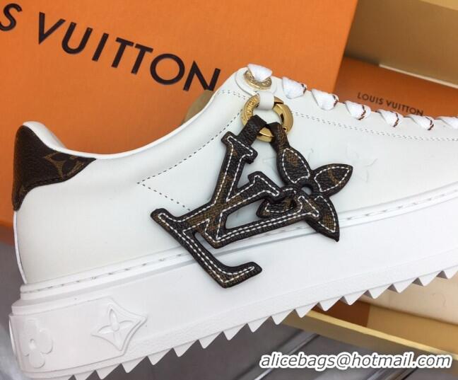 Sumptuous Louis Vuitton Time Out Sneaker in Calf Leather with LV Charm White/Gold 022876