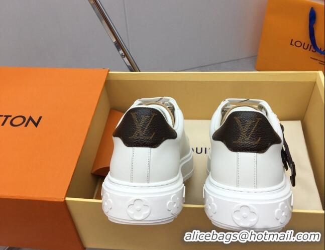 Sumptuous Louis Vuitton Time Out Sneaker in Calf Leather with LV Charm White/Gold 022876