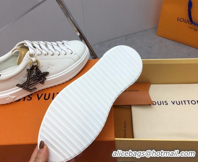 Sumptuous Louis Vuitton Time Out Sneaker in Calf Leather with LV Charm White/Gold 022876