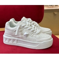 Discount Valentino ONE STUD XL Low-top Sneakers in Nappa Leather White 013070