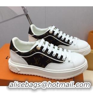 Sumptuous Louis Vuitton Time Out Sneaker in White Leather and Monogram Canvas 022887