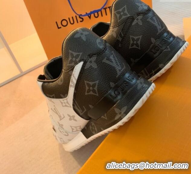 Pretty Style Louis Vuitton Run Away Sneakers in Monogram Canvas Black White/Brown 0316063