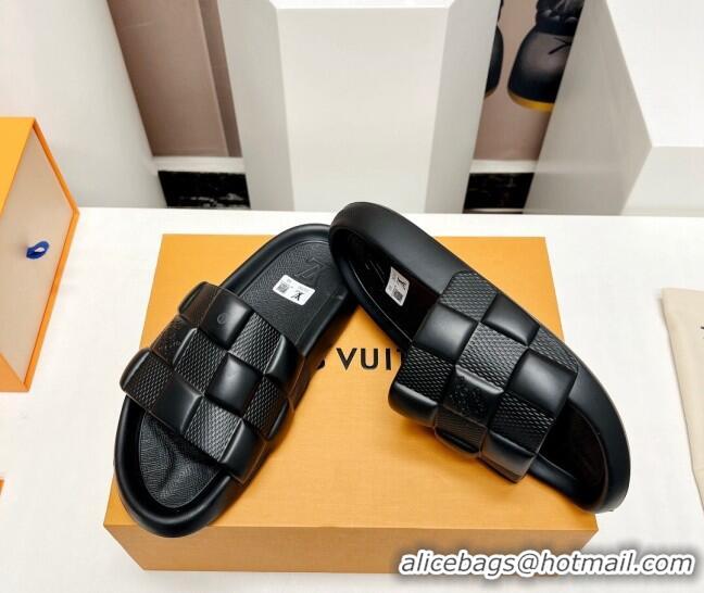 Popular Style Louis Vuitton Waterfront Flat Slide Sandals in Maxi Damier Rubber Black 322038