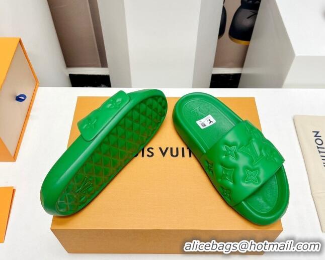 Stylish Louis Vuitton Waterfront Flat Slide Sandals in Monogram Rubber Green 0322040