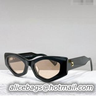 Buy New Cheap Valentino One Stud Sunglasses VLS-101A 2023