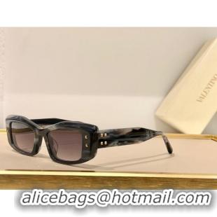 Classic Specials Valentino Rockstud Sunglasses VLS-109-52 2023